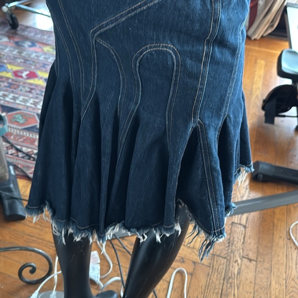 Alexander McQueen tulip denim skirt - Picture 7 of 8